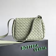 Bottega Veneta Mon Tresor Pistachio Bag Size 27x16x10CM - 2