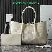Bottega Veneta Pinacoteca Tote Bag White Size 23x43x14.5cm - 1