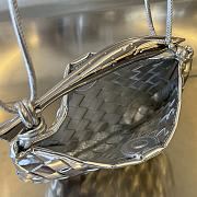 Bottega Veneta Silver Sardine Bag Size 20x12x3cm - 6