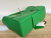 Bottega Veneta Small Arco Tote in Green Size 20x30x11cm - 3