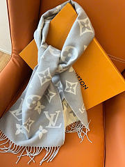 Louis Vuitton White Grey Scarf LV0254 Size 193x70CM - 1