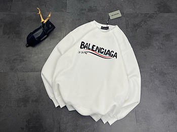 Balenciaga Clothes B1240-02