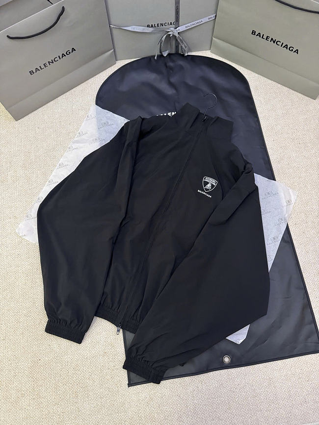 Balenciaga Hoodie Top Version B1240-02 - 1