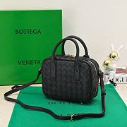 Bottega Veneta Black Bag BV165 Size 23.5x17.9x9CM - 4