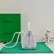 Bottega Veneta White Bag BV247 Size 29x18x10CM - 4