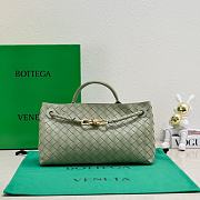 Bottega Veneta Pistachio Bag BV247 Size 29x18x10CM - 1