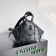 Bottega Veneta Cassette Bowling Black Bag Size 22x16x13CM - 3