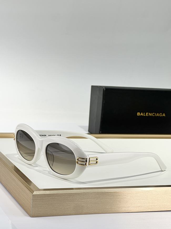Balenciaga Glasses B0000-02 - 1