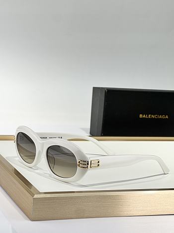 Balenciaga Glasses B0000-02
