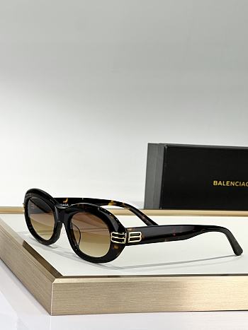 Balenciaga Glasses B0000-04