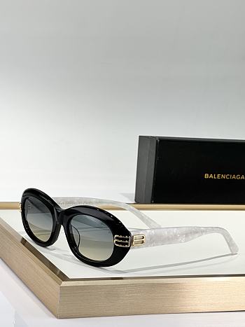 Balenciaga Glasses B0000-05