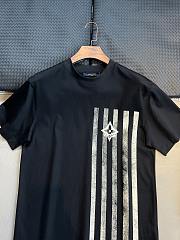 Louis Vuitton Clothes CODE LV0674-01 - 4