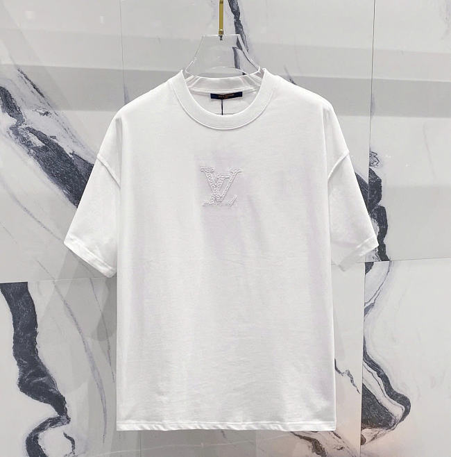 Louis Vuitton T-shirt Top Version LV5100-02 - 1