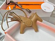 Hermès Horse Pegasus Keychain Code HM5210-07 - 4