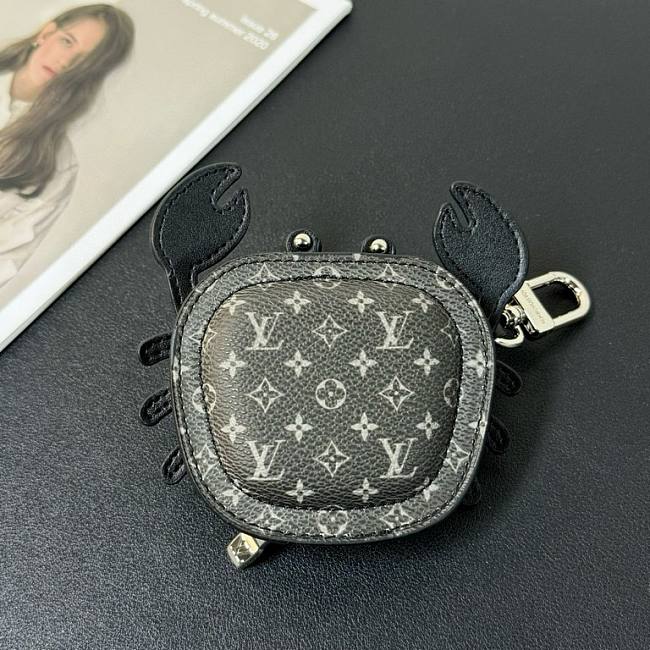 LV Crab Bag Charm LV2010-03 - 1