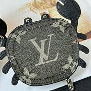 LV Crab Bag Charm LV2010-03 - 3
