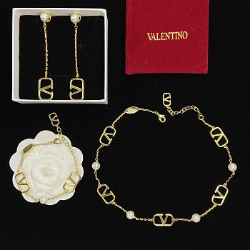 Valentino Necklace Combo (3 items) 0110-01