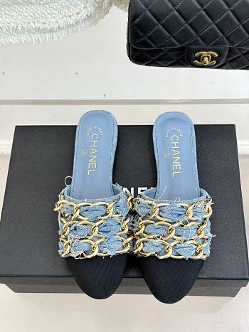 Chanel Slide with Chain Strap CC2140-02