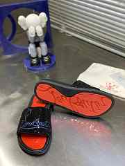 Christian Louboutin Slide OM-02500-01 - 4