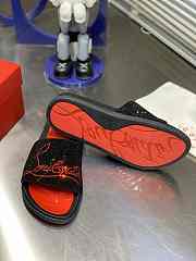 Christian Louboutin Slide OM-02500-02 - 5