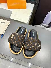 LV Pool Pillow Flat Comfort Mule LV0051 - 1