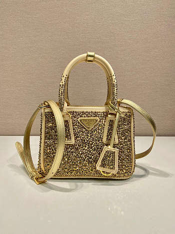 Prada Crystal Galleria P31621 Size 18x12x8cm