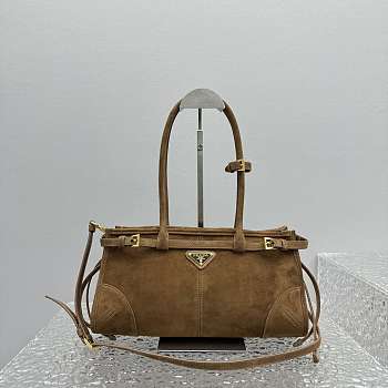 Prada Lus Solf Bag P02309 Size 32x15x13cm