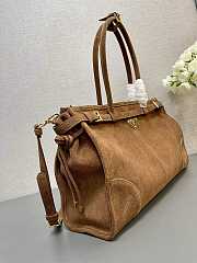 Prada Lus Solf Bag P02308 Size 32x15x13cm - 3