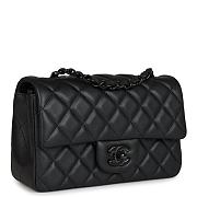 Chanel Flap Iridescent Lambskin Black Size 25x15x7cm - 6