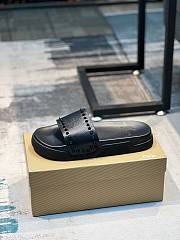 Christian Louboutin Slide Logo Spikes C5442 - 3