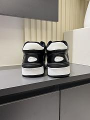 Dior B57 Low Top Sneaker Code D0913B-02 - 3