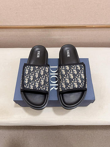 Dior Men's Edition Code D06A90-01