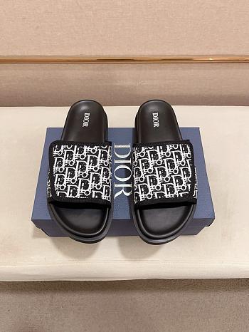 Dior Men's Edition Code D06A90-04