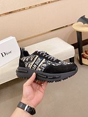 Dior Oblique Pattern Sneakers Code 058B60-01 - 6