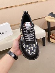 Dior Oblique Pattern Sneakers Code 058B60-01 - 4