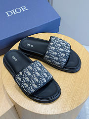 Dior Slide Code D0027-05 - 3