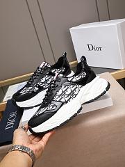 Dior Sneaker Oblique Cannage Code 04B50-04 - 2