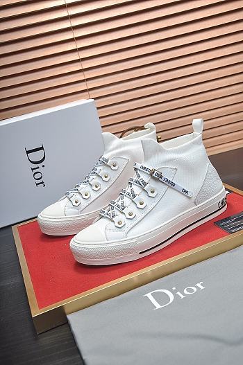 Dior Walk'n' Sneaker High Top Macrocannage D25B60-01