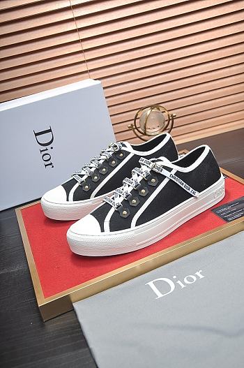 Dior Walk'n' Sneaker Low Top Macrocannage D15B60-03