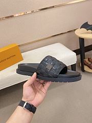 Louis Vuitton Slide Code LV606A-02 - 4