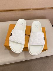 Louis Vuitton Slide Code LV606A-03 - 1