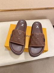 Louis Vuitton Slide Code LV606A-04 - 3
