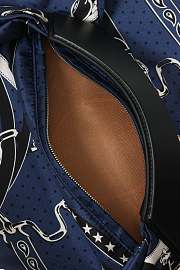 Hermes Balusoie Silk With Hunter HM5217 Size 32x24x12cm - 6