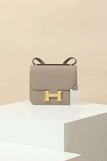 Hermes Constance 19 HM12804 Size 19×15×4cm
