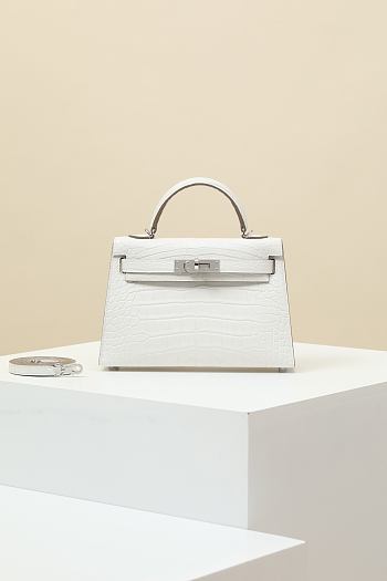 Hermes Kelly Crossbody Bag Crocodile HM9610 Size 19x12x6cm