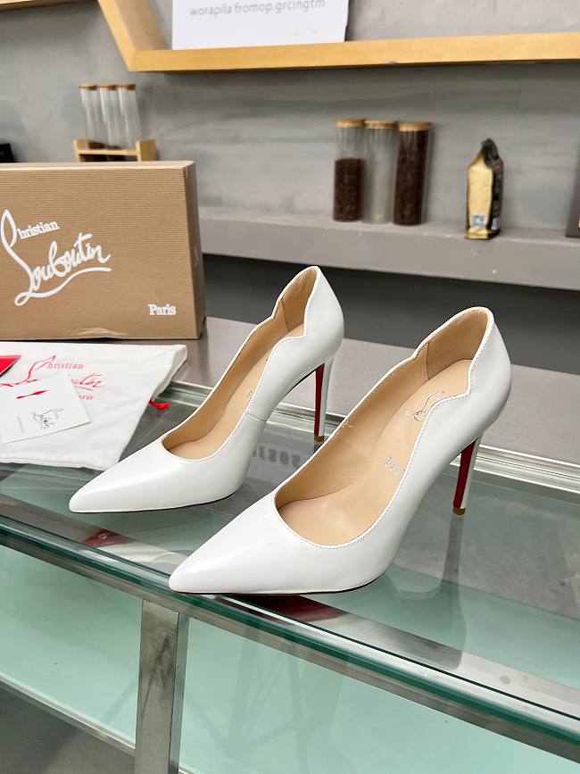 Christian Louboutin Shiny Patent Leather Heels C5446G 10CM - 1