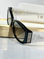 Dior Glasses Code D0110-01 - 3