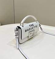 Fendi by Marc Jacobs White Bag Size 25x18x10CM - 5