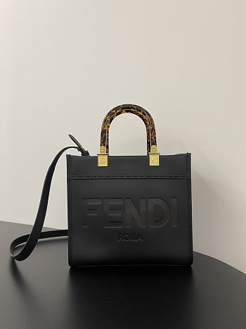Fendi Tote Bag F6390-01 Size 25x12x22CM