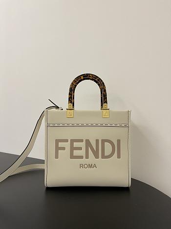 Fendi Tote Bag F6390-02 Size 25x12x22CM